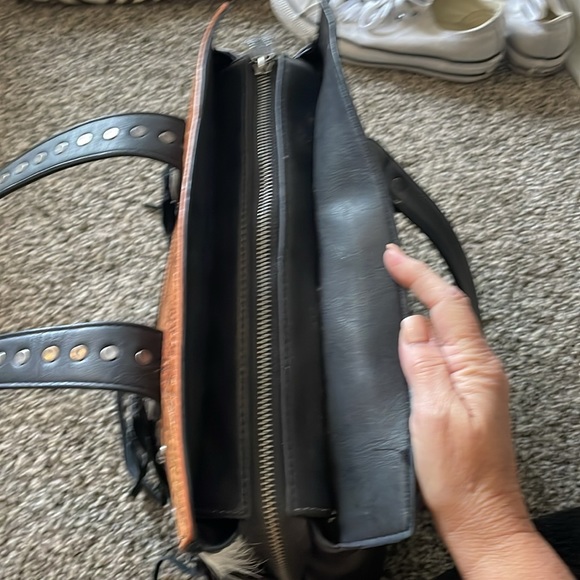 Trinity Ranch Cowhide Leather Purse - Picture 8 of 11